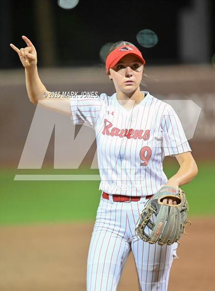 Thumbnail 3 in Yuma Catholic vs. Empire (AIA 3A Final) photogallery.