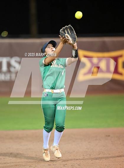 Thumbnail 1 in Yuma Catholic vs. Empire (AIA 3A Final) photogallery.