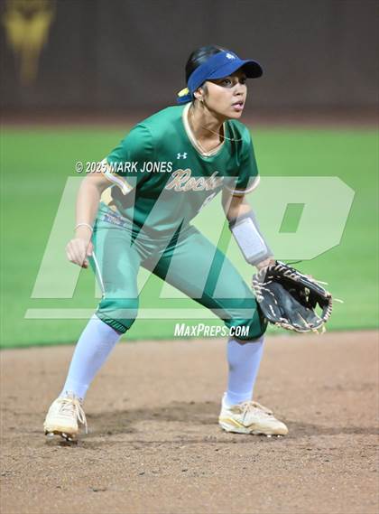 Thumbnail 2 in Yuma Catholic vs. Empire (AIA 3A Final) photogallery.
