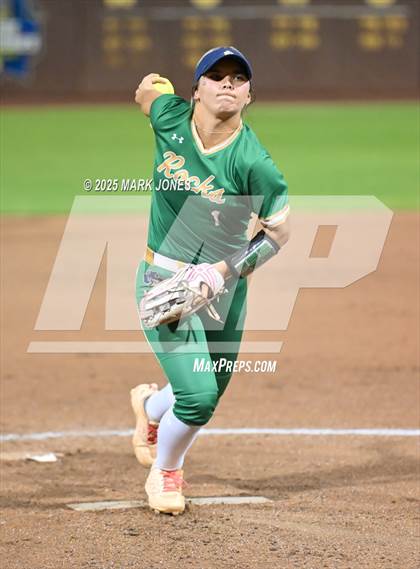 Thumbnail 2 in Yuma Catholic vs. Empire (AIA 3A Final) photogallery.