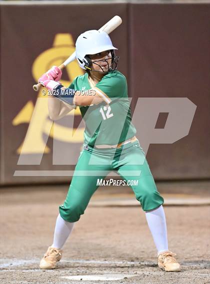 Thumbnail 2 in Yuma Catholic vs. Empire (AIA 3A Final) photogallery.