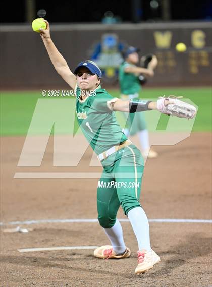 Thumbnail 2 in Yuma Catholic vs. Empire (AIA 3A Final) photogallery.