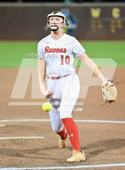 Thumbnail 2 in Yuma Catholic vs. Empire (AIA 3A Final) photogallery.