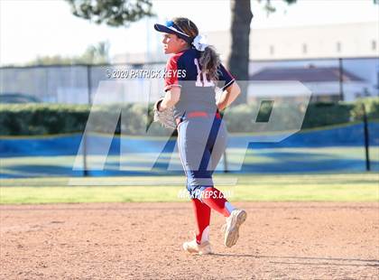 Thumbnail 3 in JSerra Catholic @ Beckman photogallery.