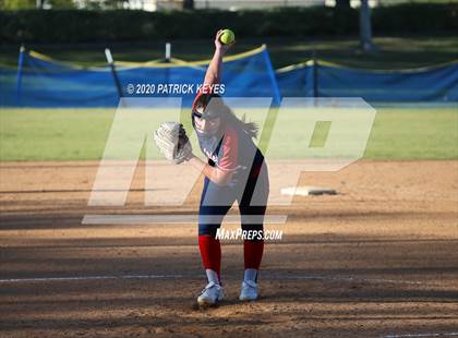 Thumbnail 3 in JSerra Catholic @ Beckman photogallery.