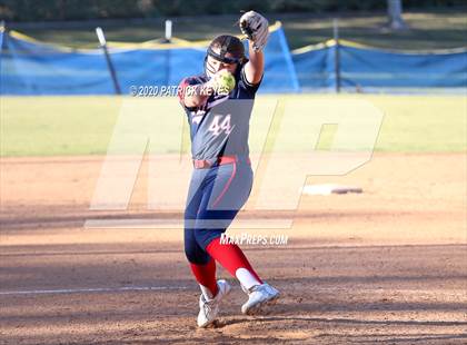 Thumbnail 2 in JSerra Catholic @ Beckman photogallery.