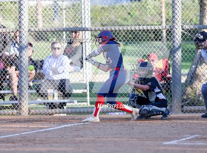 Thumbnail 3 in JSerra Catholic @ Beckman photogallery.