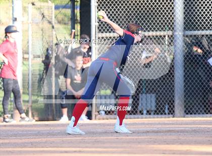 Thumbnail 2 in JSerra Catholic @ Beckman photogallery.