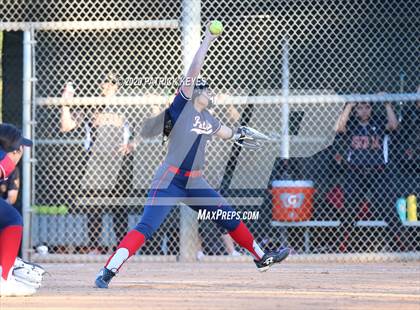 Thumbnail 2 in JSerra Catholic @ Beckman photogallery.