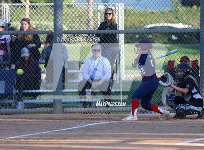 Thumbnail 2 in JSerra Catholic @ Beckman photogallery.