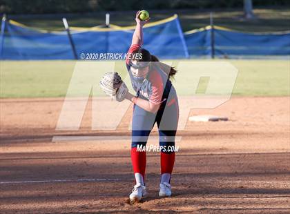 Thumbnail 1 in JSerra Catholic @ Beckman photogallery.