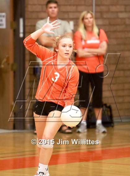Thumbnail 1 in Mountain Pointe @ Corona del Sol photogallery.