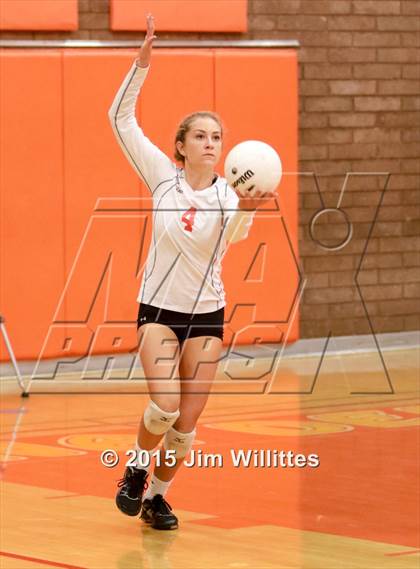 Thumbnail 1 in Mountain Pointe @ Corona del Sol photogallery.