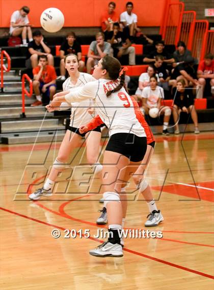 Thumbnail 1 in Mountain Pointe @ Corona del Sol photogallery.
