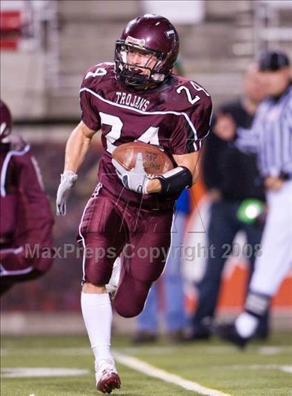 Thumbnail 2 in Morgan vs. Hurricane (3A Semifinal) photogallery.