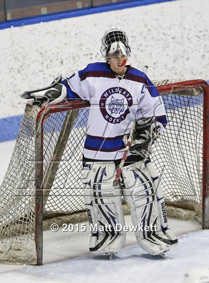Thumbnail 3 in Branford vs. Suffield/Granby/Windsor Locks (CIAC Division II Semifinal) photogallery.
