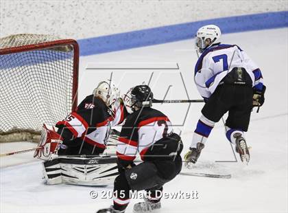 Thumbnail 2 in Branford vs. Suffield/Granby/Windsor Locks (CIAC Division II Semifinal) photogallery.