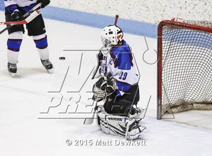 Thumbnail 3 in Branford vs. Suffield/Granby/Windsor Locks (CIAC Division II Semifinal) photogallery.