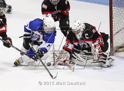 Thumbnail 2 in Branford vs. Suffield/Granby/Windsor Locks (CIAC Division II Semifinal) photogallery.