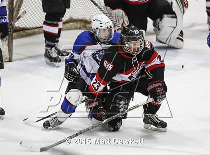 Thumbnail 2 in Branford vs. Suffield/Granby/Windsor Locks (CIAC Division II Semifinal) photogallery.
