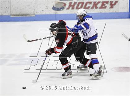Thumbnail 3 in Branford vs. Suffield/Granby/Windsor Locks (CIAC Division II Semifinal) photogallery.