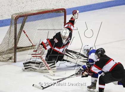 Thumbnail 3 in Branford vs. Suffield/Granby/Windsor Locks (CIAC Division II Semifinal) photogallery.