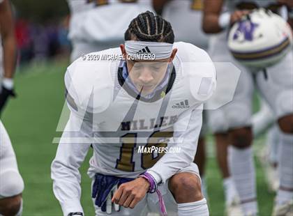 Thumbnail 2 in Miller vs. LBJ Austin (UIL Class 4A Quarterfinal Playoff) photogallery.