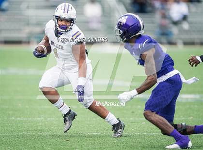 Thumbnail 2 in Miller vs. LBJ Austin (UIL Class 4A Quarterfinal Playoff) photogallery.