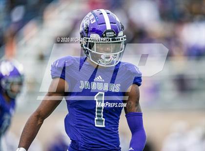 Thumbnail 3 in Miller vs. LBJ Austin (UIL Class 4A Quarterfinal Playoff) photogallery.