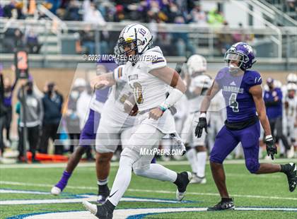 Thumbnail 2 in Miller vs. LBJ Austin (UIL Class 4A Quarterfinal Playoff) photogallery.