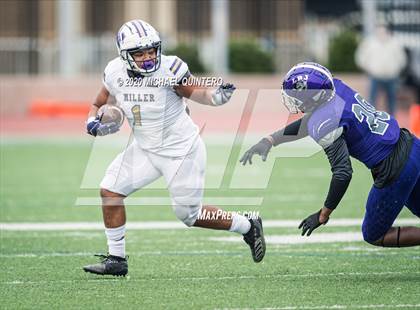Thumbnail 1 in Miller vs. LBJ Austin (UIL Class 4A Quarterfinal Playoff) photogallery.