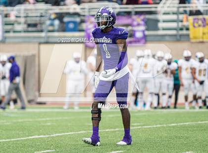 Thumbnail 3 in Miller vs. LBJ Austin (UIL Class 4A Quarterfinal Playoff) photogallery.