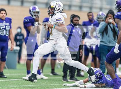 Thumbnail 1 in Miller vs. LBJ Austin (UIL Class 4A Quarterfinal Playoff) photogallery.