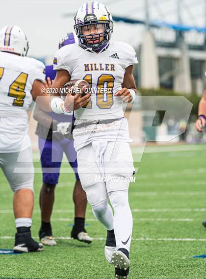 Thumbnail 1 in Miller vs. LBJ Austin (UIL Class 4A Quarterfinal Playoff) photogallery.
