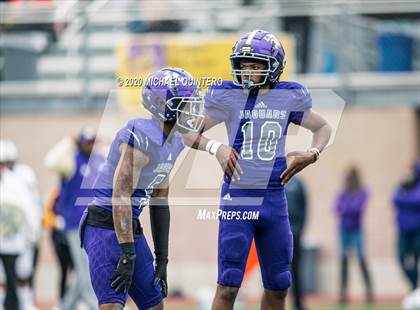 Thumbnail 3 in Miller vs. LBJ Austin (UIL Class 4A Quarterfinal Playoff) photogallery.