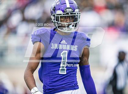 Thumbnail 2 in Miller vs. LBJ Austin (UIL Class 4A Quarterfinal Playoff) photogallery.