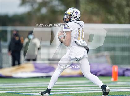 Thumbnail 1 in Miller vs. LBJ Austin (UIL Class 4A Quarterfinal Playoff) photogallery.