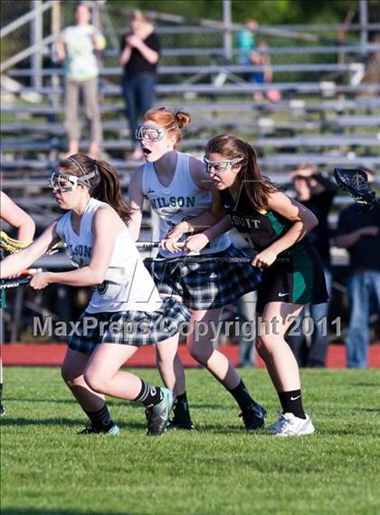 Thumbnail 3 in Jesuit vs. Wilson photogallery.