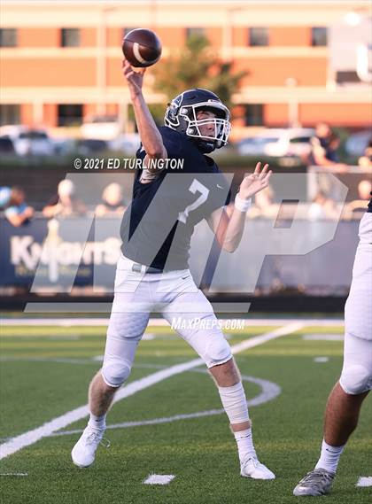 Thumbnail 3 in Lassiter @ River Ridge photogallery.