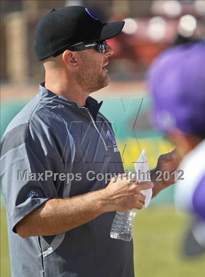 Thumbnail 2 in Fallbrook vs. Carlsbad photogallery.