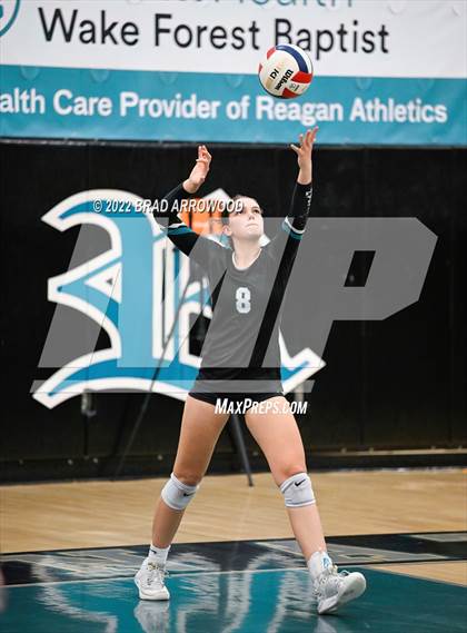Thumbnail 3 in South Iredell @ Reagan (NCHSAA 4A Third Round State Tournament) photogallery.