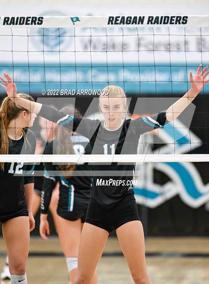 Thumbnail 2 in South Iredell @ Reagan (NCHSAA 4A Third Round State Tournament) photogallery.