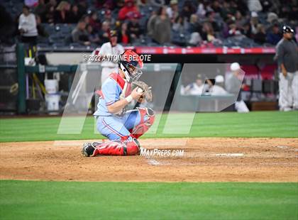 Thumbnail 2 in Esperanza vs. Los Alamitos photogallery.