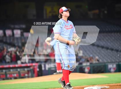 Thumbnail 3 in Esperanza vs. Los Alamitos photogallery.