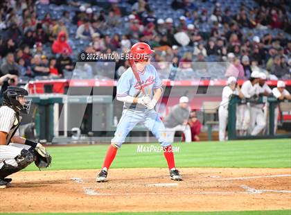 Thumbnail 3 in Esperanza vs. Los Alamitos photogallery.