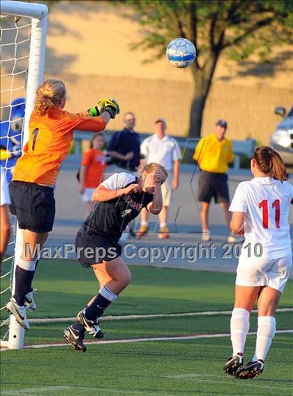 Thumbnail 3 in Hershey vs Cumberland Valley (PIAA Class AAA Final) photogallery.