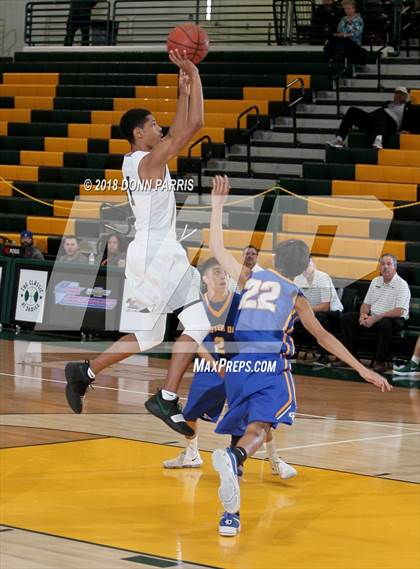 Thumbnail 2 in Bonita vs. Charter Oak photogallery.