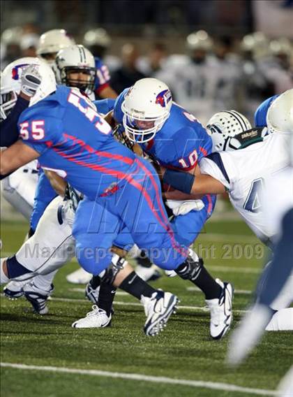 Thumbnail 2 in McNeil @ Leander photogallery.