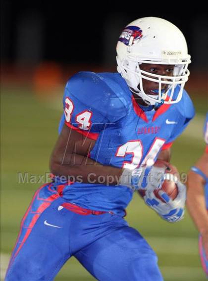 Thumbnail 1 in McNeil @ Leander photogallery.