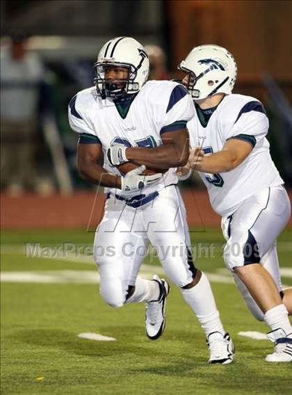 Thumbnail 2 in McNeil @ Leander photogallery.